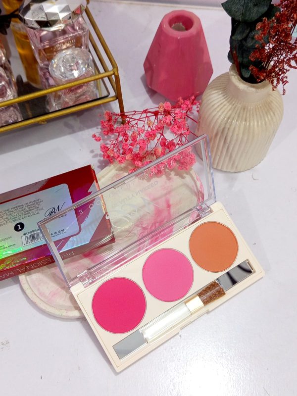 Blush palette
