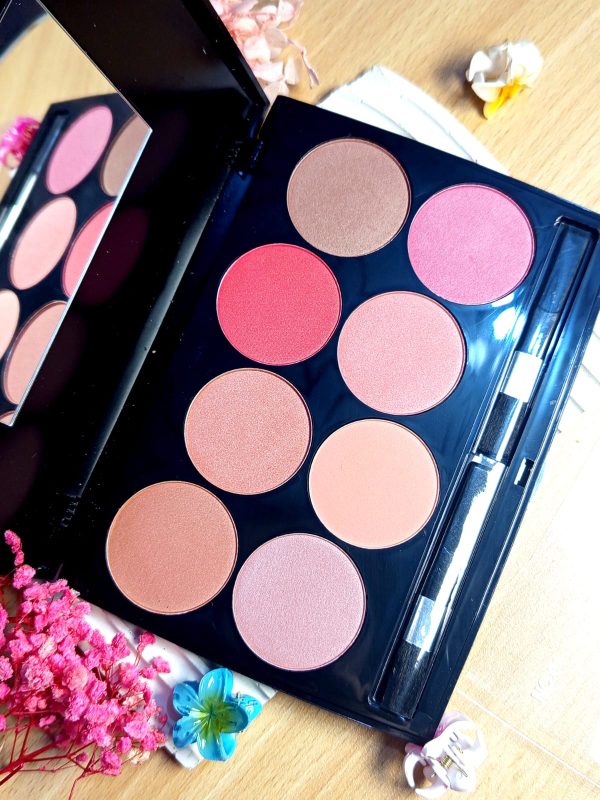 lush & contour palette