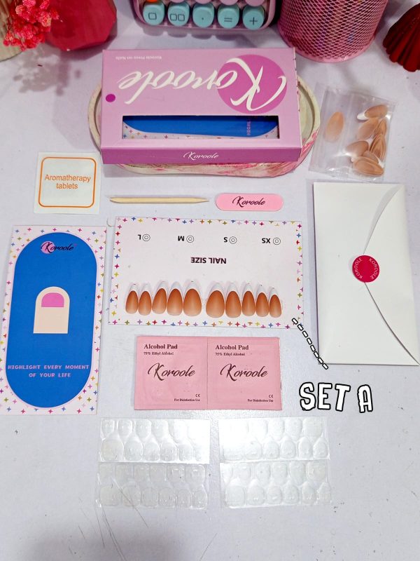 Koroolo Nails set